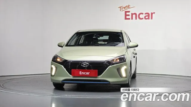 Hyundai Ioniq 2016 — фото 3