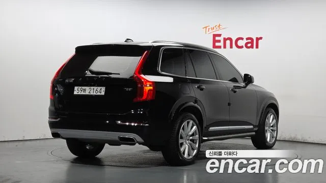 Volvo XC90 2017 — фото 2
