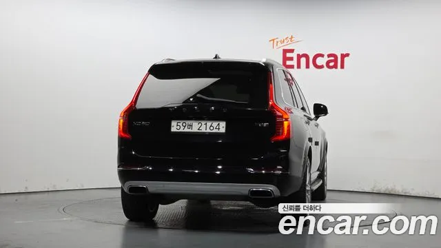 Volvo XC90 2017 — фото 4