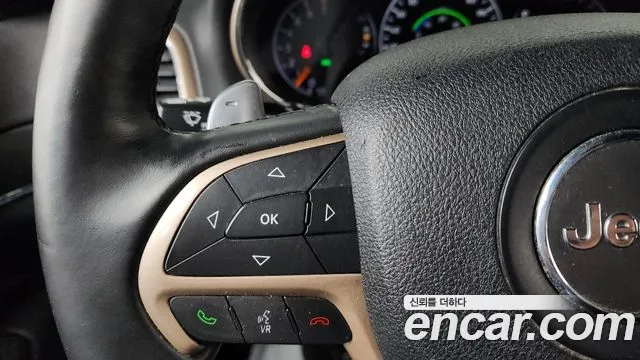 Jeep Cherokee 2015 — фото 16