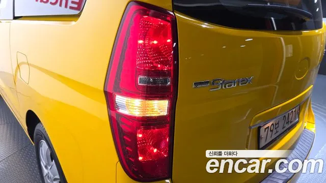 Hyundai Starex 2019 — фото 9