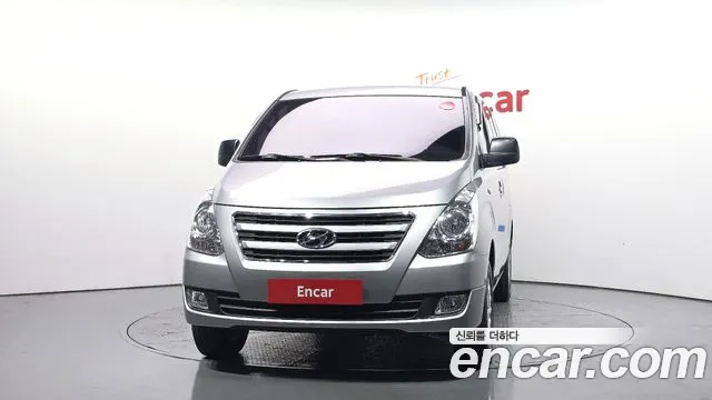 Hyundai Starex 2017 — фото 3