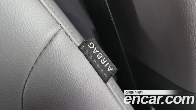 Hyundai Starex 2017 — фото 19