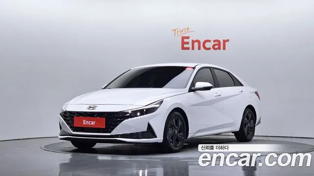 Hyundai AVANTE 2023 — фото 1