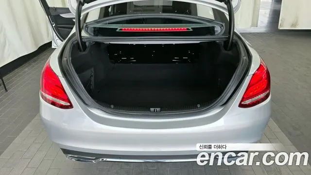 Mercedes-Benz C-Class 2015 — фото 20