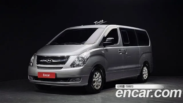 Hyundai Starex 2011 — фото 1