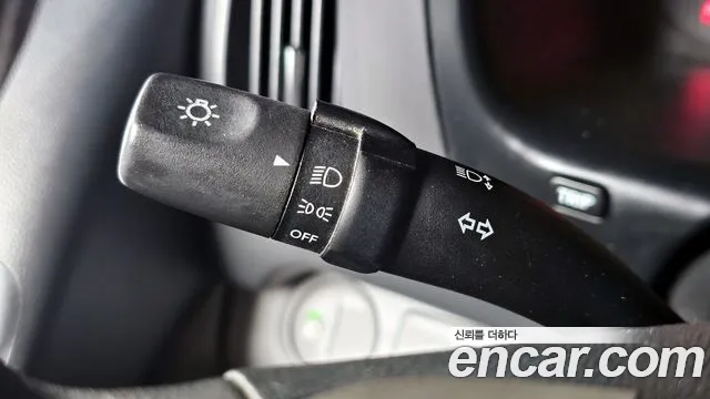 Hyundai Starex 2011 — фото 13
