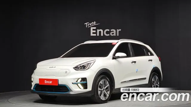 Kia Niro 2022 — фото 1