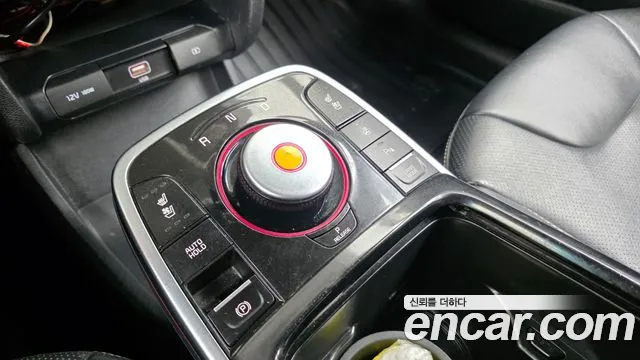 Kia Niro 2022 — фото 9