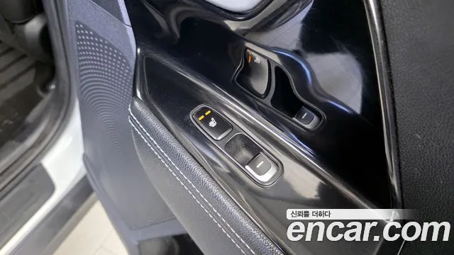 Kia Niro 2022 — фото 18