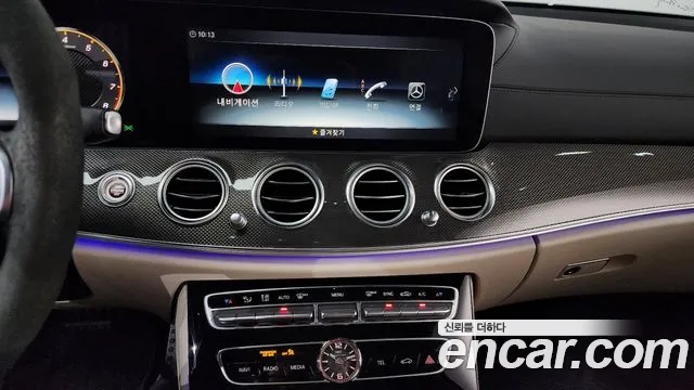 Mercedes-Benz E-Class 2019 — фото 12