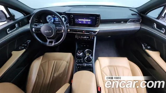 Kia K5 2022 — фото 10