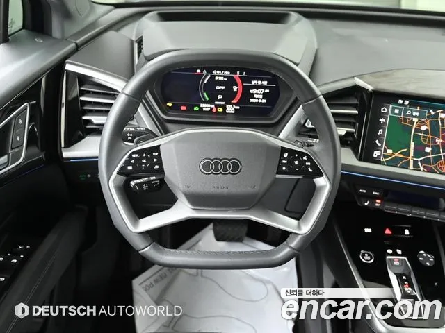 Audi Q4 e-tron 2025 — фото 13