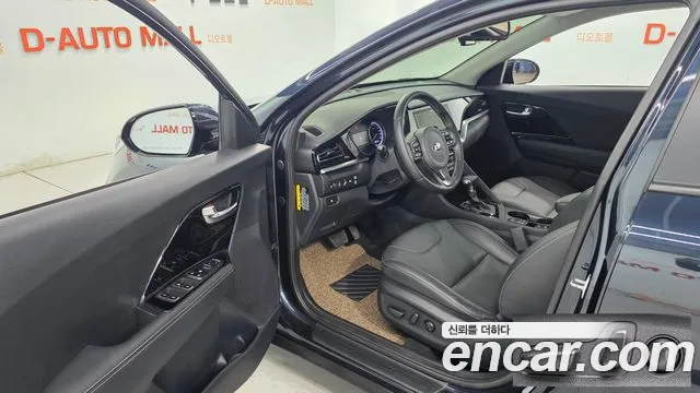 Kia Niro 2020 — фото 15