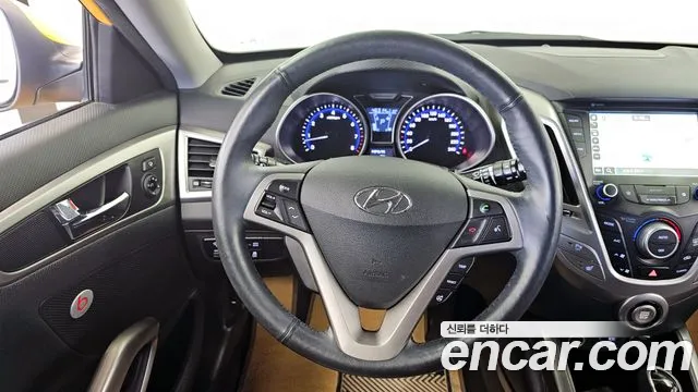 Hyundai Veloster 2017 — фото 19