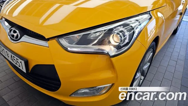 Hyundai Veloster 2017 — фото 8