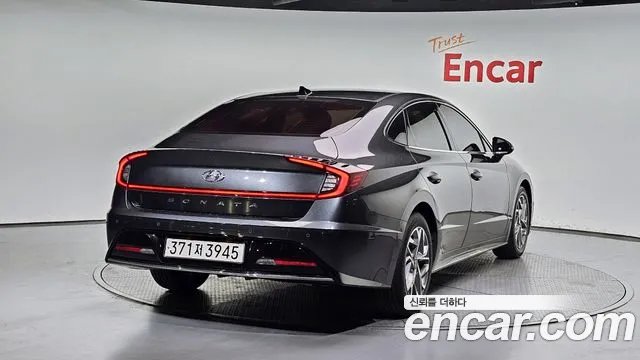Hyundai Sonata 2022 — фото 2