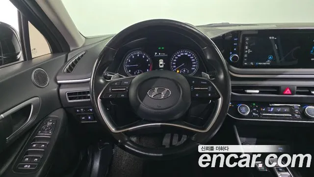 Hyundai Sonata 2022 — фото 12