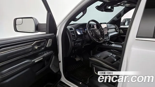Dodge Ram Pick Up 2019 — фото 12
