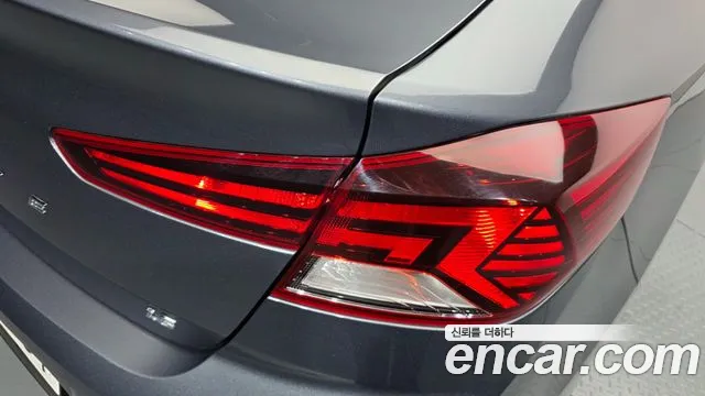 Hyundai AVANTE 2019 — фото 9