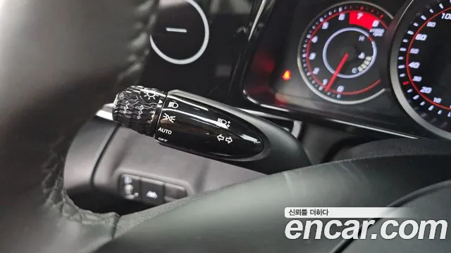 Hyundai AVANTE 2021 — фото 16