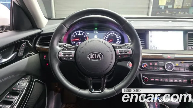 Kia K7 2018 — фото 12