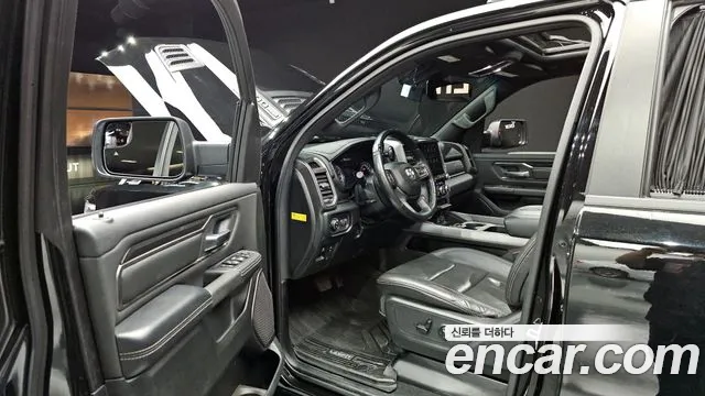Dodge Ram Pick Up 2019 — фото 13