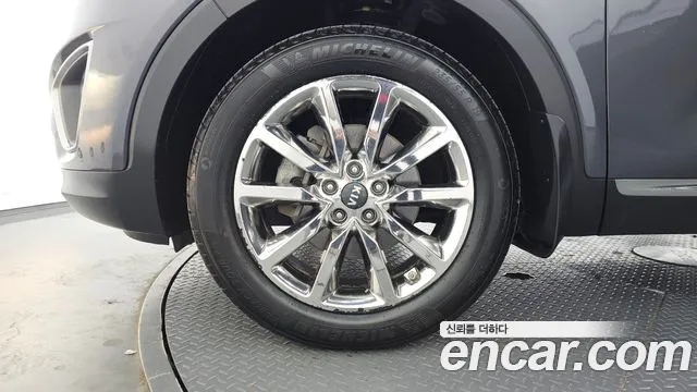 Kia Sorento 2015 — фото 5