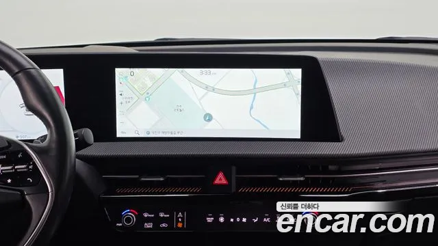 Kia EV6 2022 — фото 16