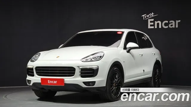 Porsche Cayenne 2016 — фото 1