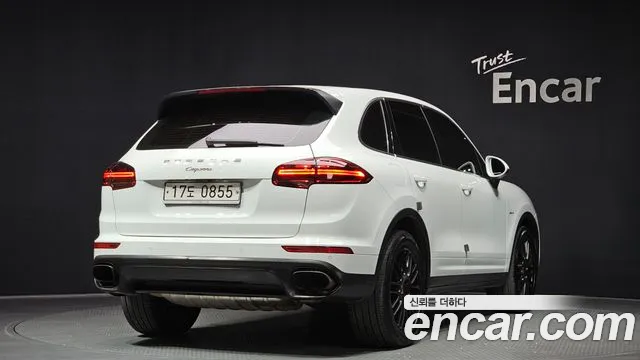 Porsche Cayenne 2016 — фото 2