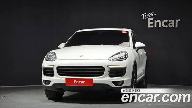 Porsche Cayenne 2016 — фото 3