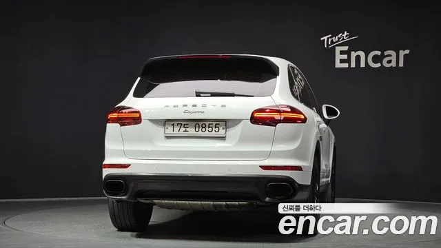 Porsche Cayenne 2016 — фото 4