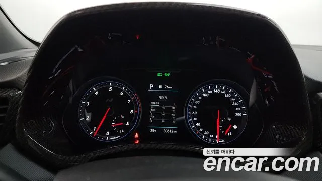 Hyundai Veloster 2022 — фото 10