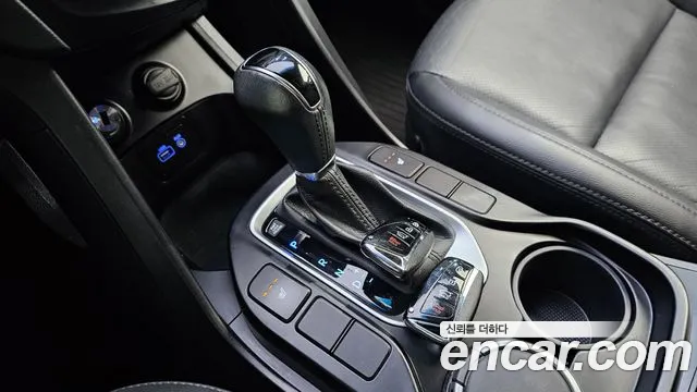 Hyundai Santafe 2016 — фото 12