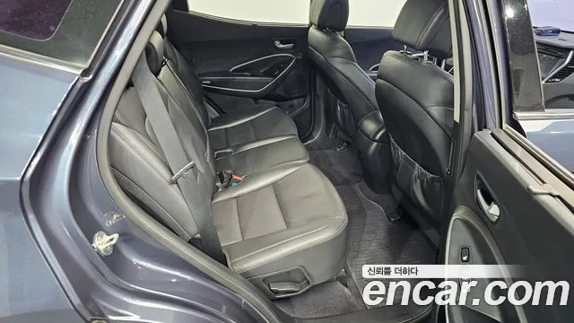 Hyundai Santafe 2016 — фото 17