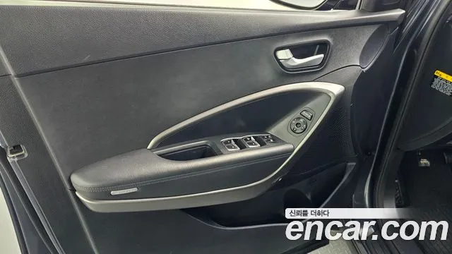 Hyundai Santafe 2016 — фото 14
