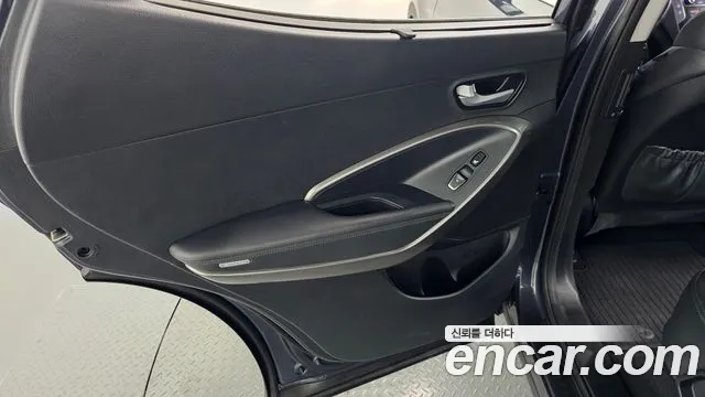 Hyundai Santafe 2016 — фото 15