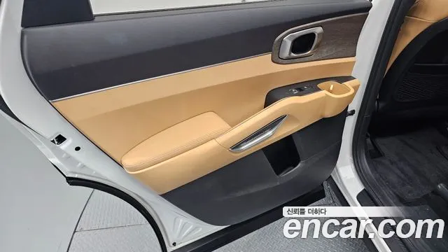 Kia Sorento 2021 — фото 15