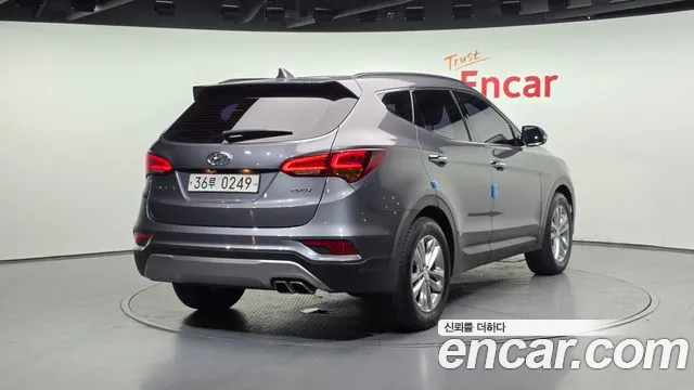 Hyundai Santafe 2016 — фото 2