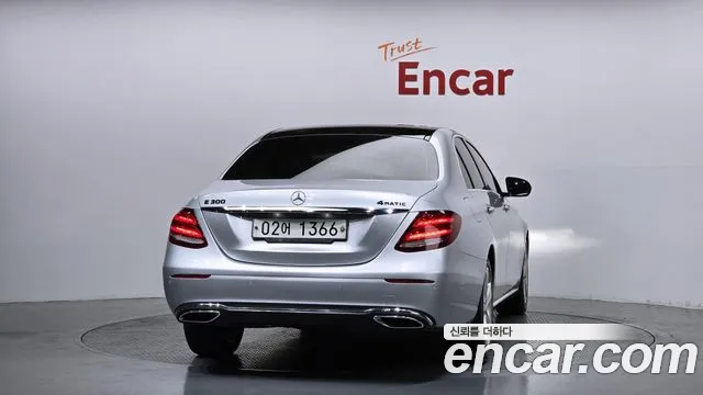 Mercedes-Benz E-Class 2017 — фото 4