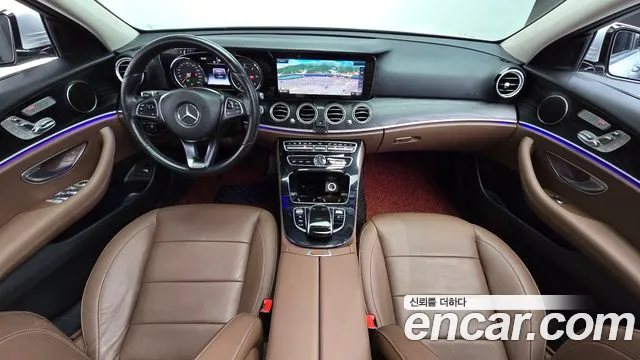 Mercedes-Benz E-Class 2017 — фото 7