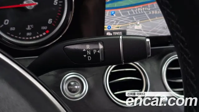 Mercedes-Benz E-Class 2017 — фото 9