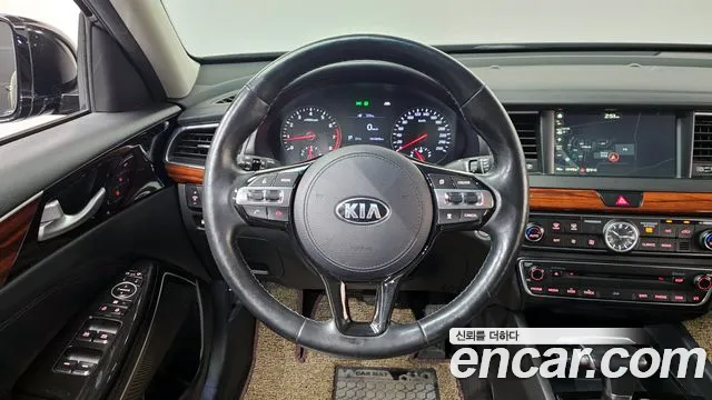 Kia K7 2016 — фото 12