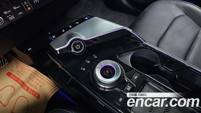 Kia EV6 2022 — фото 12