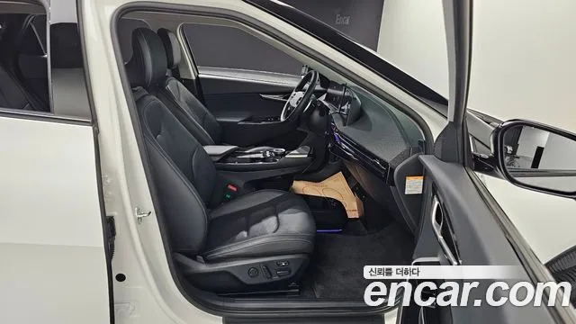 Kia EV6 2022 — фото 16