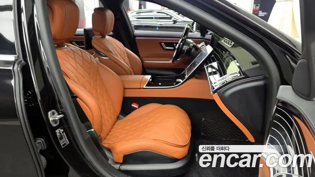 Mercedes-Benz S-Class 2023 — фото 16