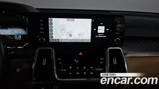 Kia Sorento 2023 — фото 20