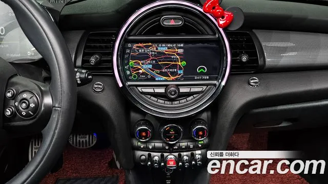 Mini Cooper 2021 — фото 19