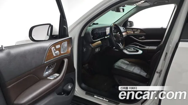 Mercedes-Benz GLE-Class 2019 — фото 12